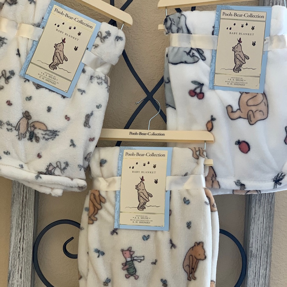 Winnie the Pooh Baby Blanket Set